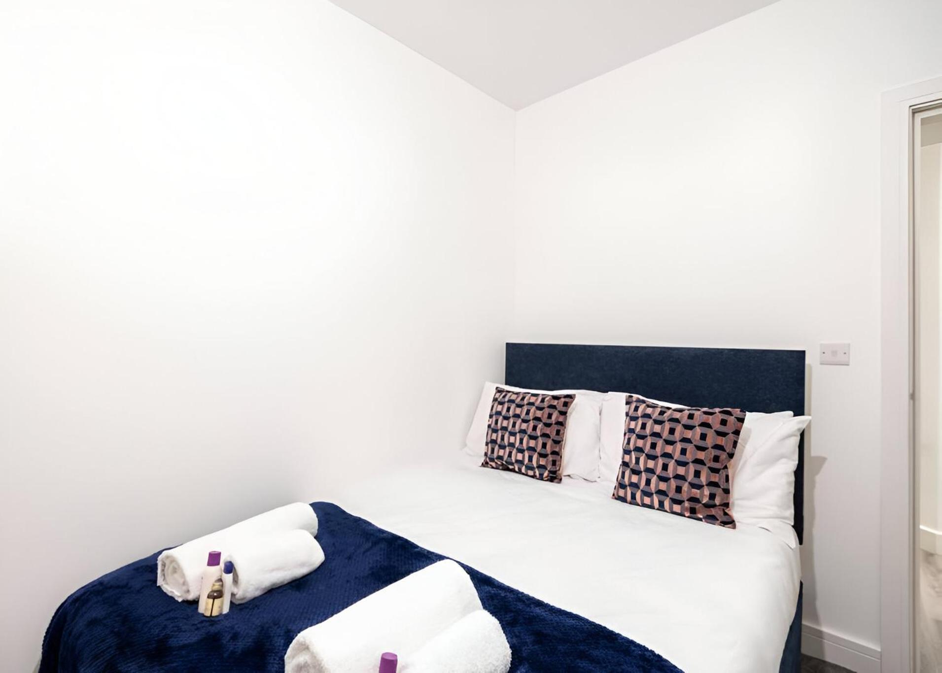 Апартаменты Cozy Vibes Refined 2Br Flat Бери Экстерьер фото